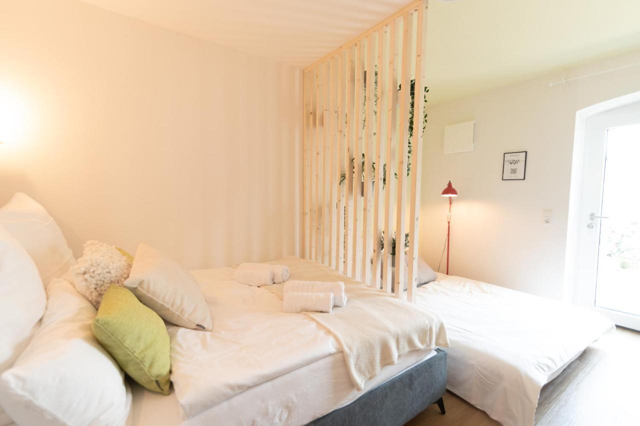 Peter Apartments- Mit Eigenem Eingang I 30qm I Zentrale Lage I Bad I Kueche I Terrasse I Tv * Fulda