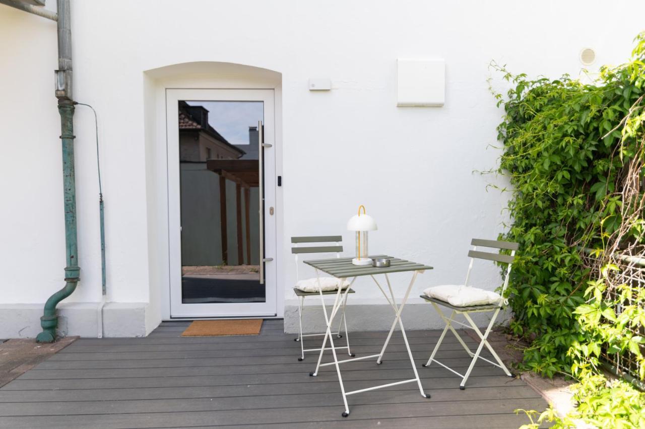 Peter Apartments- Mit Eigenem Eingang I 30qm I Zentrale Lage I Bad I Kueche I Terrasse I Tv Apartment Fulda